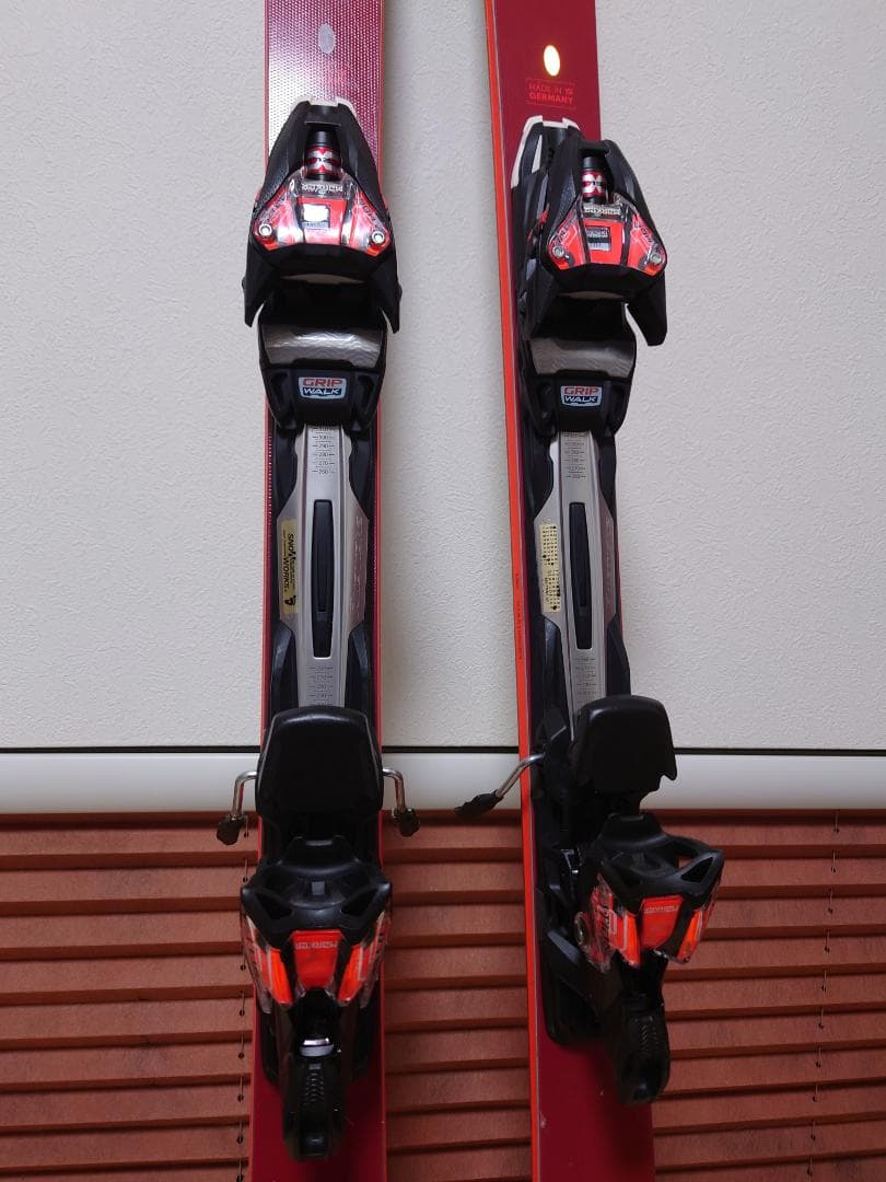 フォルクル　レースタイガー　RACETIGER GS DEMO　180cm