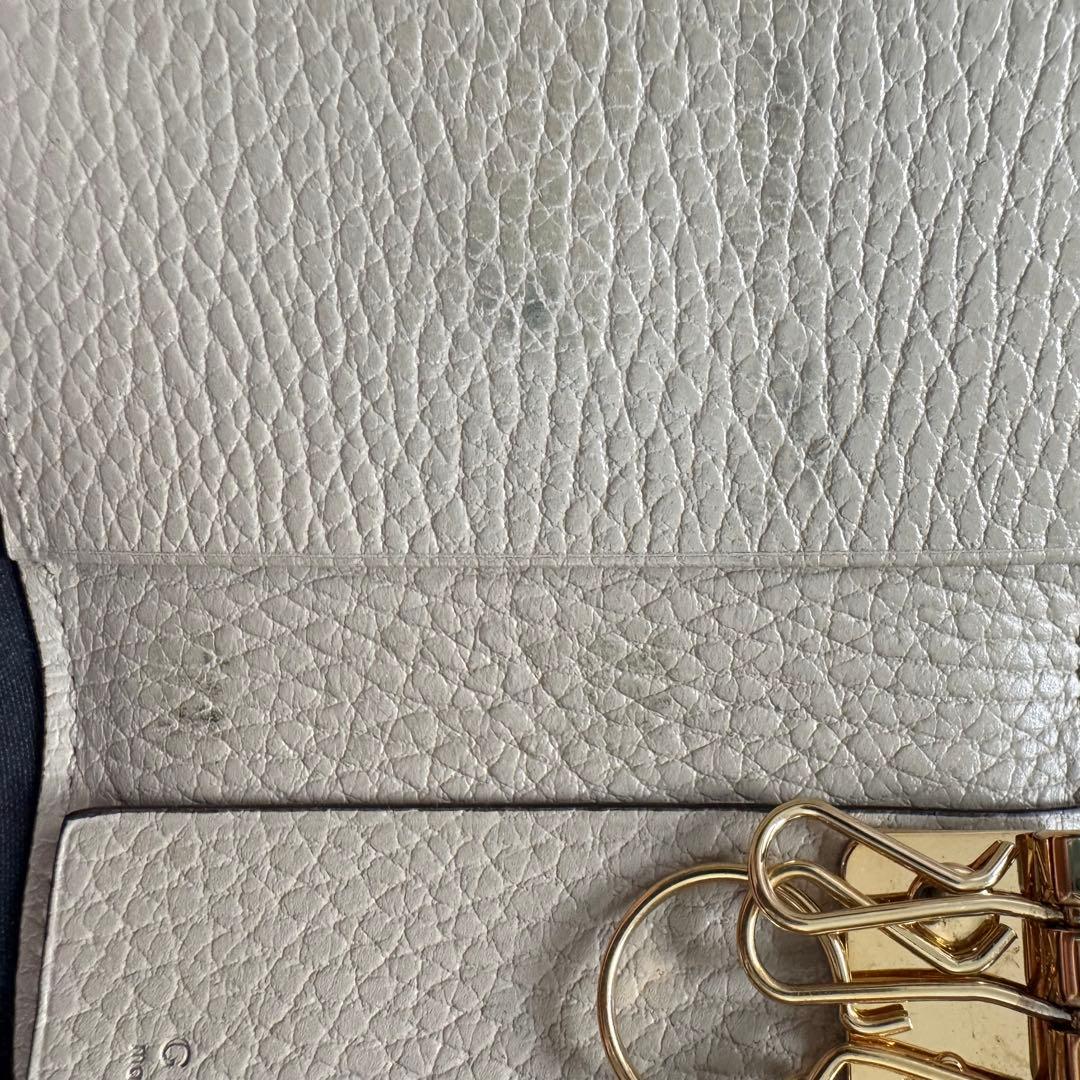 GUCCI ベージュキーケース
