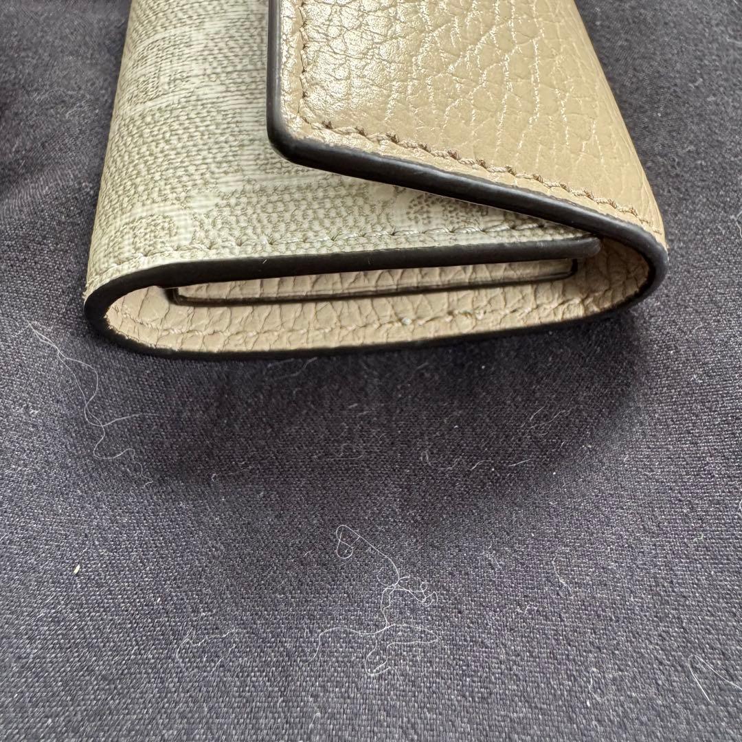 GUCCI ベージュキーケース