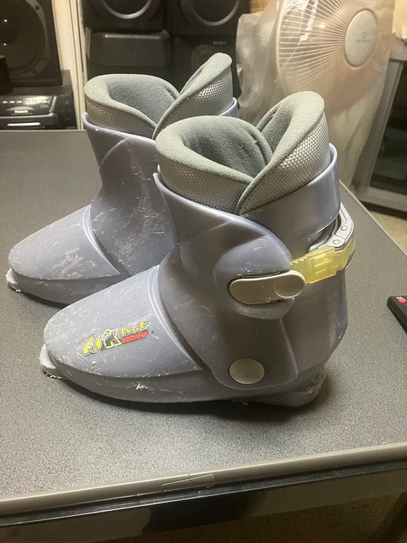 子供・ジュニア　カービングスキー100センチ　ストック・22センチブーツセット