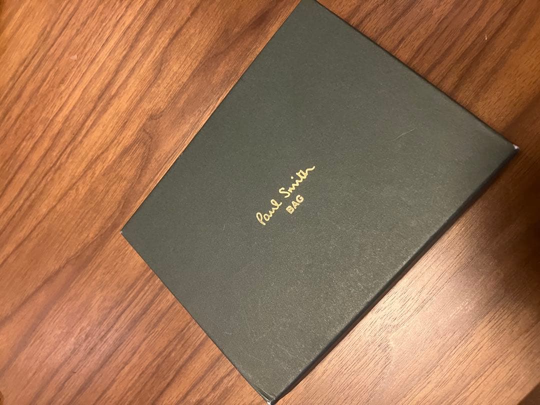 値引きしました　Paul Smith 黒 レザー 二つ折り財布
