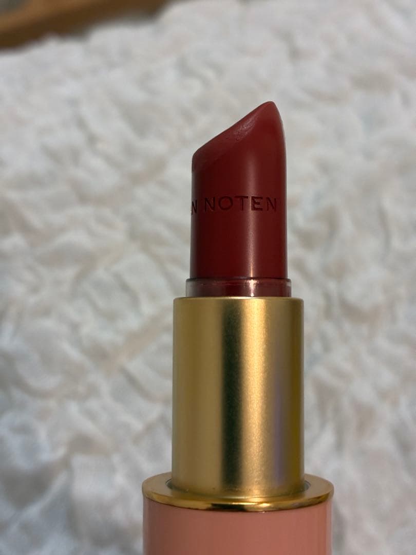 ドリスヴァンノッテン　リップ