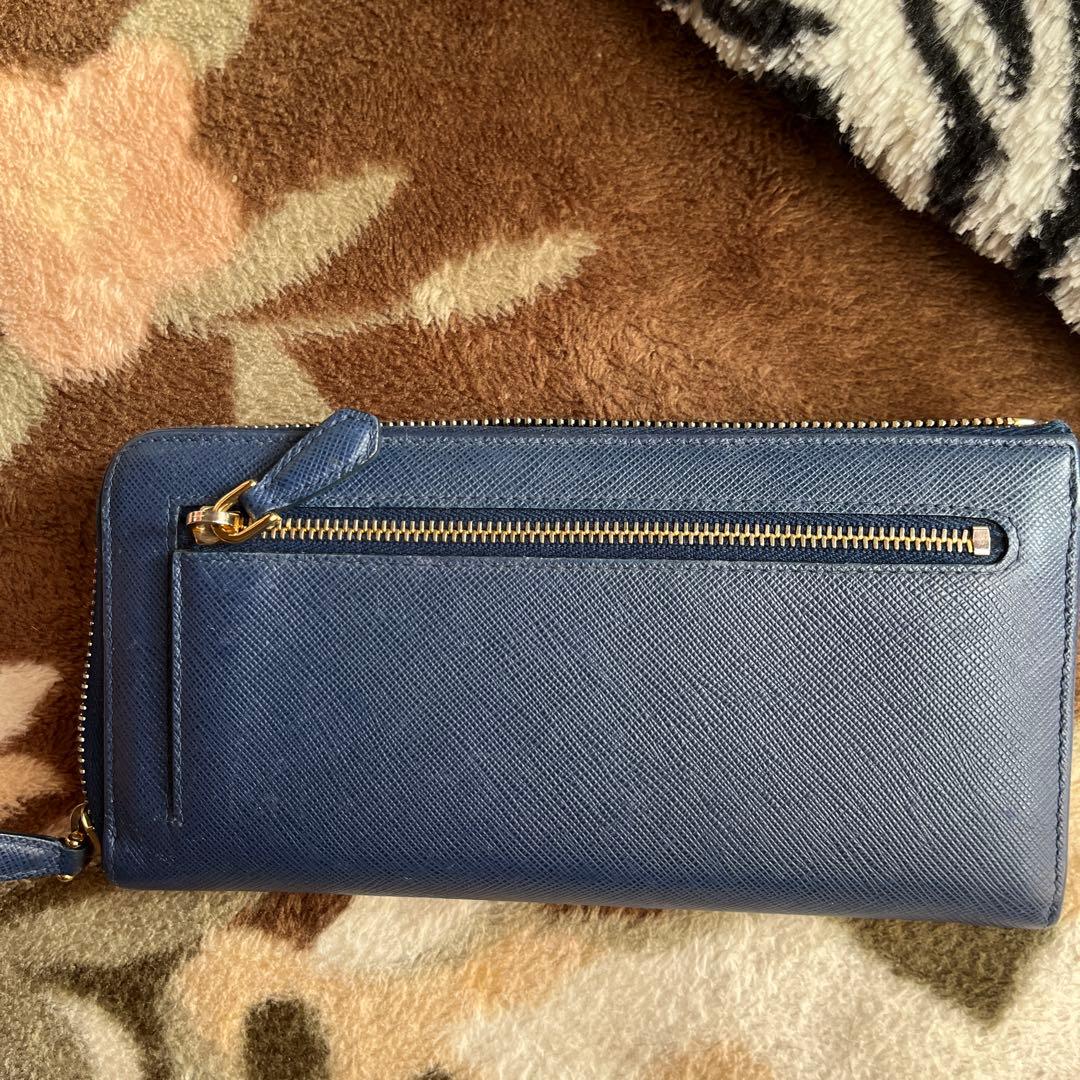 み*ら様 PRADA サフィアーノレザー 長財布 ネイビー