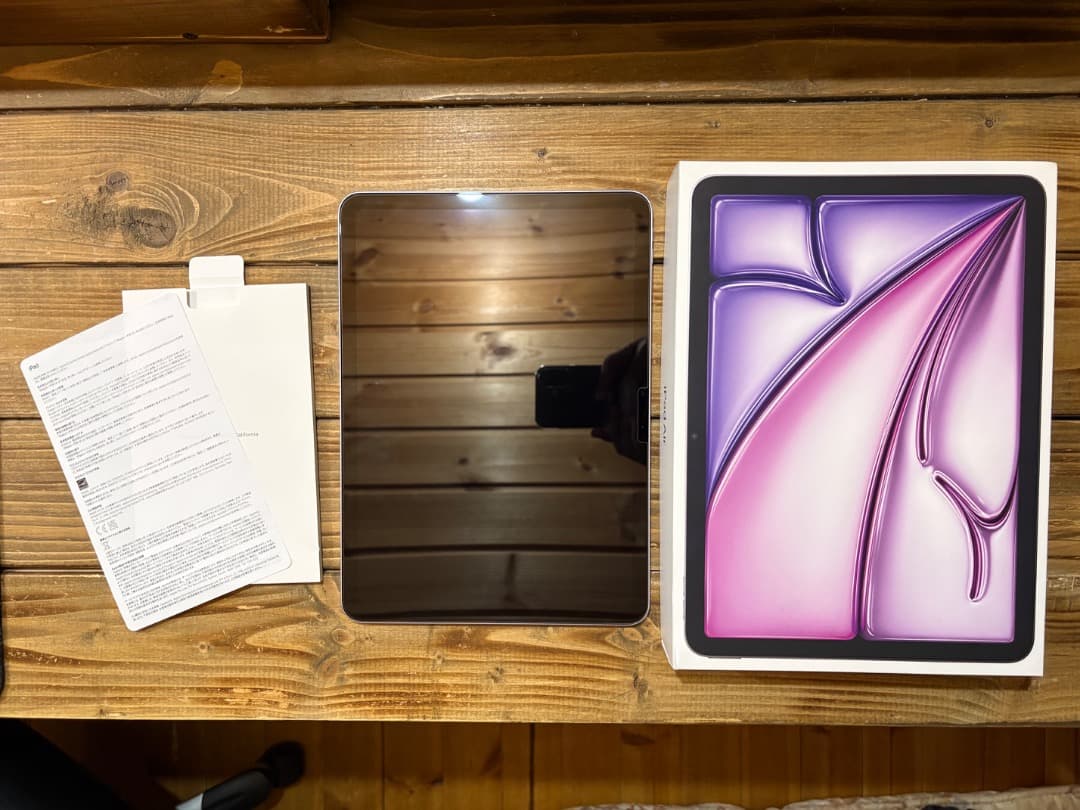 iPad Air 11インチ M2 ガラスフィル厶 Wi-Fi パープル