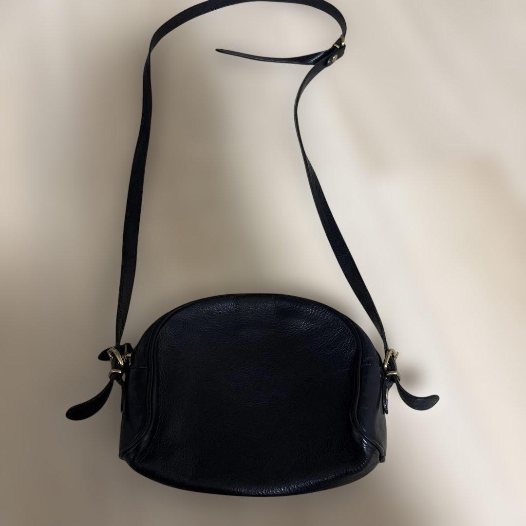 イルビゾンテ　レザー ショルダーバッグ