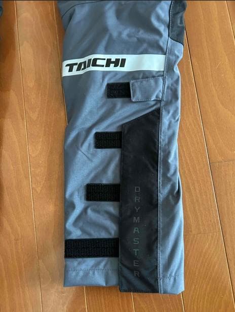 RS TAICHI バイクパンツ DM グレー 防水性
