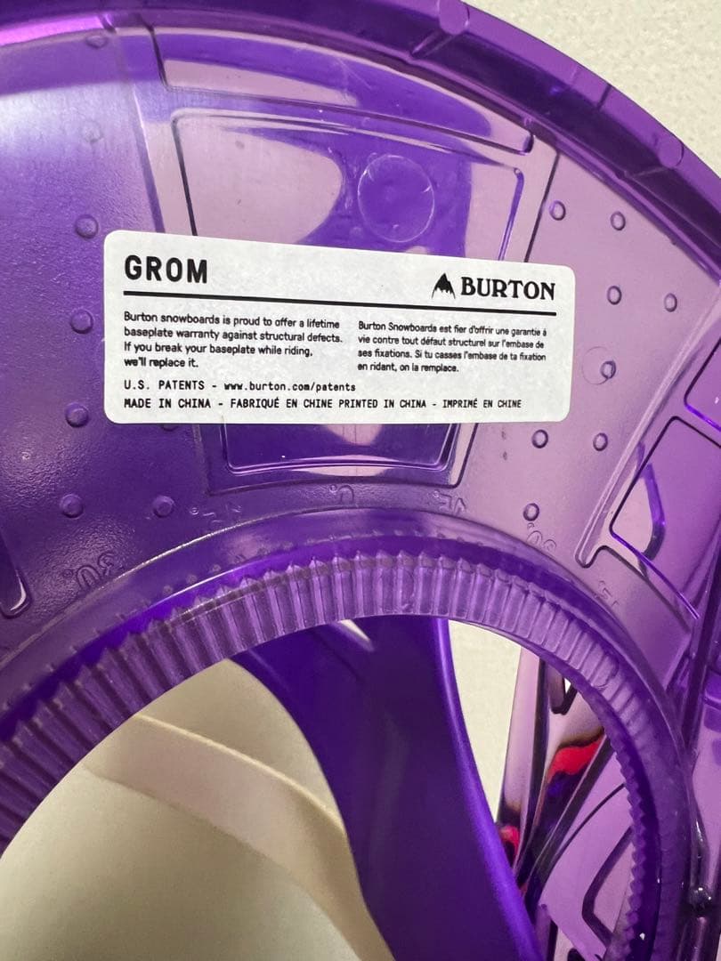 早い物勝ち！　スポンジボブ ボード 100cm ＋burtonバイン