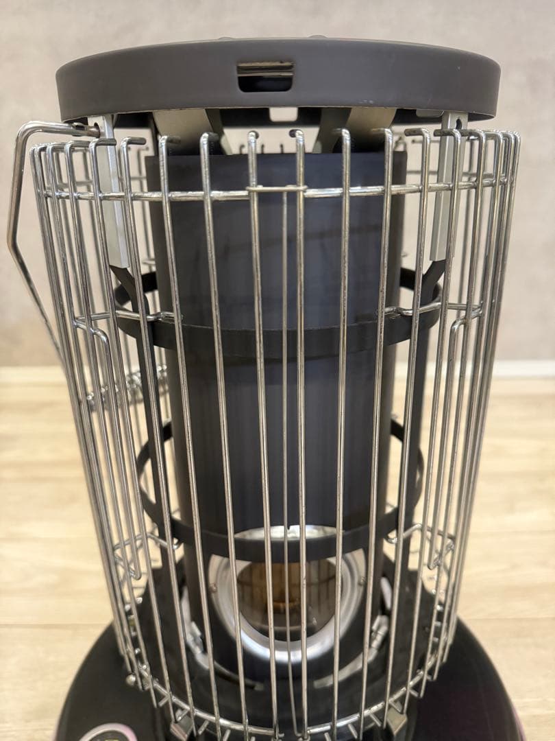 アラジン ストーブ 5年製 ストーブ レトロ 暖房器具　艶消しブラック　オシャレ