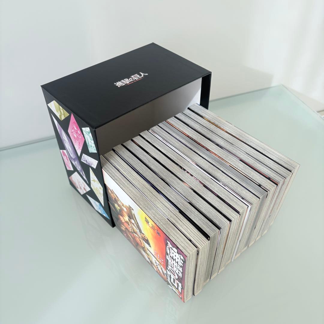 「進撃の巨人」全巻＋関連本＋α