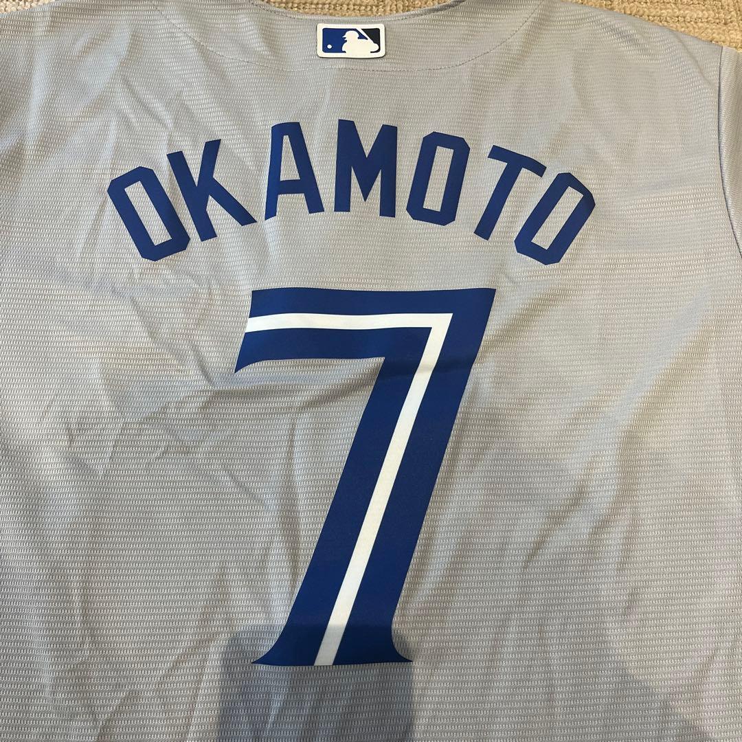 ブルージェイズ　岡本和真 ユニフォーム