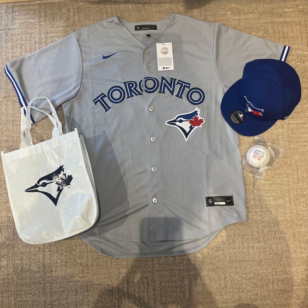 ブルージェイズ　岡本和真 ユニフォーム