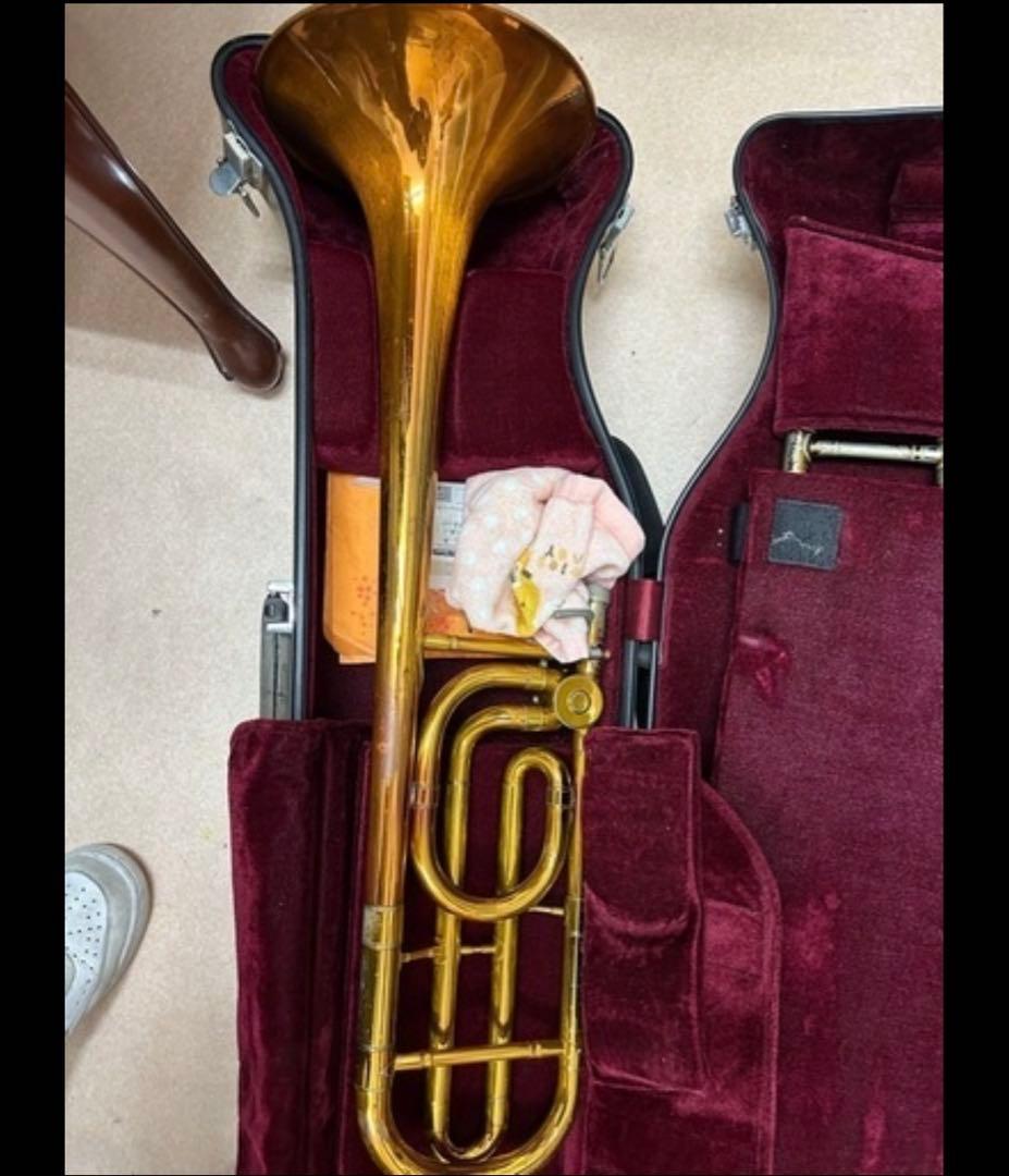 トロンボーン C.Gコーン ケース付き