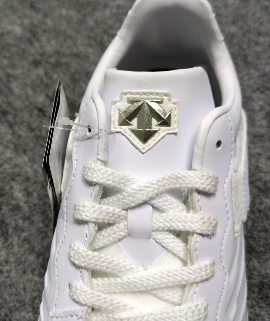 デザイン　コウノエベルトスパイク2G 28.0cm