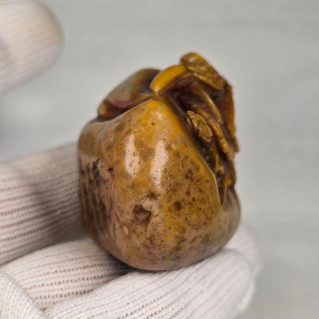 古文房具 本物寿山石 手彫 篆刻 比翼鳥紋 雅趣印章 置物 清代山彦作在銘