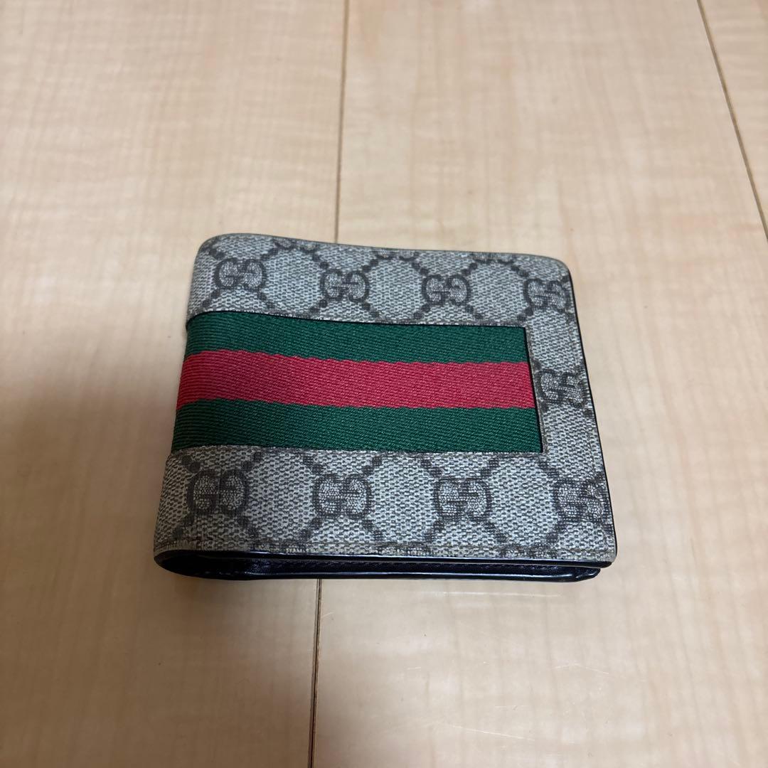 Gucci 二つ折り財布 GGパターン