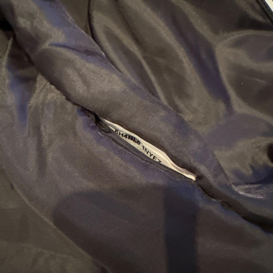 美品　ARMANI エンポリオアルマーニ　ジャンパー170 黒 ブルゾン 16A