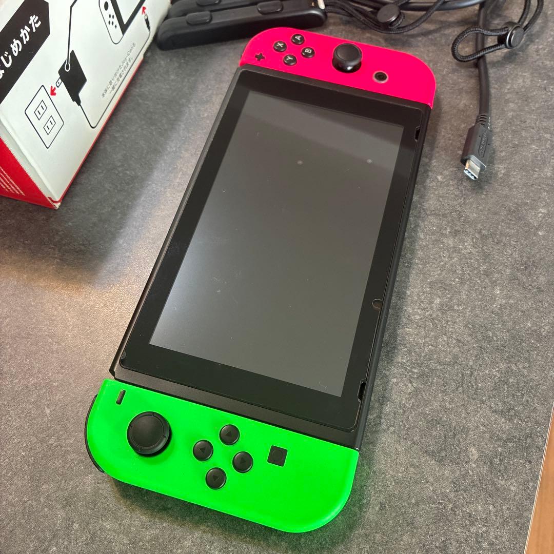 Nintendo Switch 本体 Joy-Con付き　付属品完備