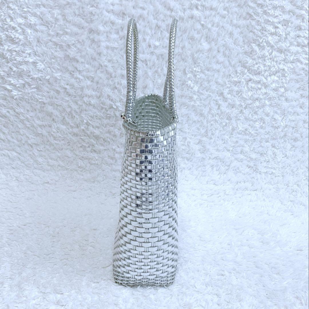 ほぼ未使用♪ ANTEPRIMA イントレッチオ シルバー スモール