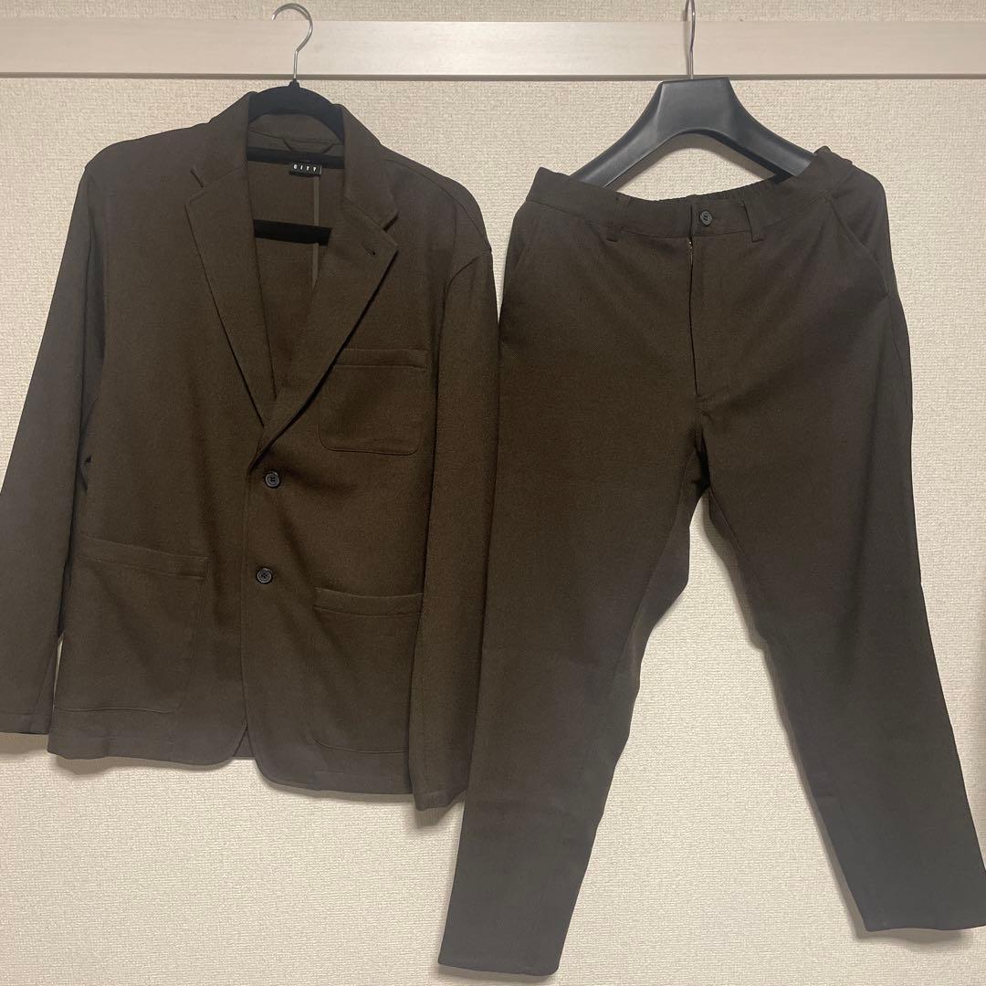 t*t様 New Balance CITY ブラウンスーツ