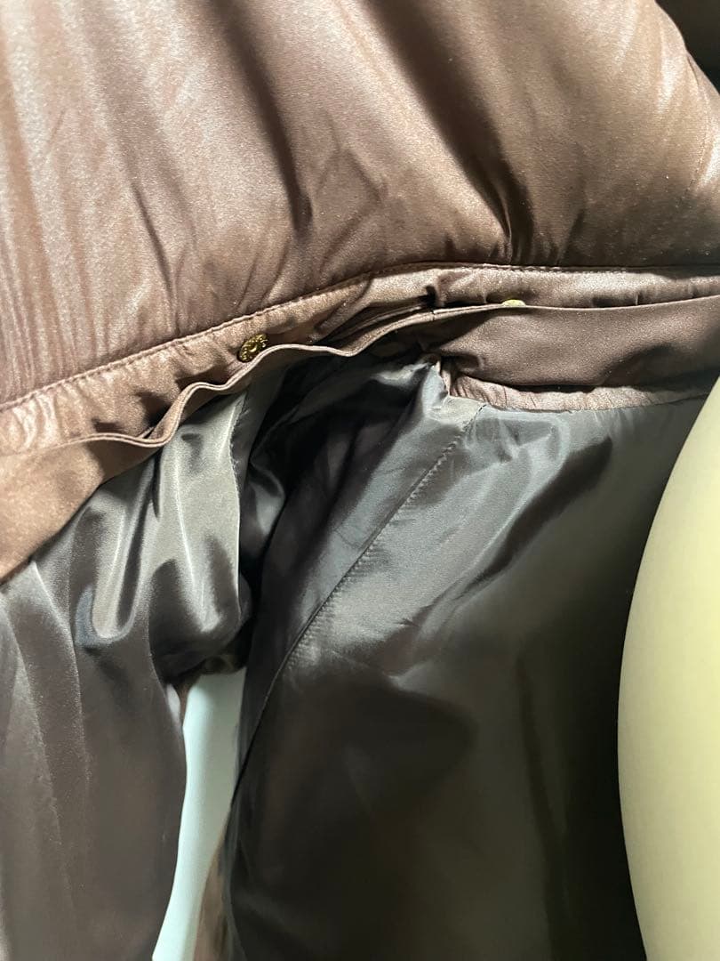 スタニングルアーフード付き ダウンベスト