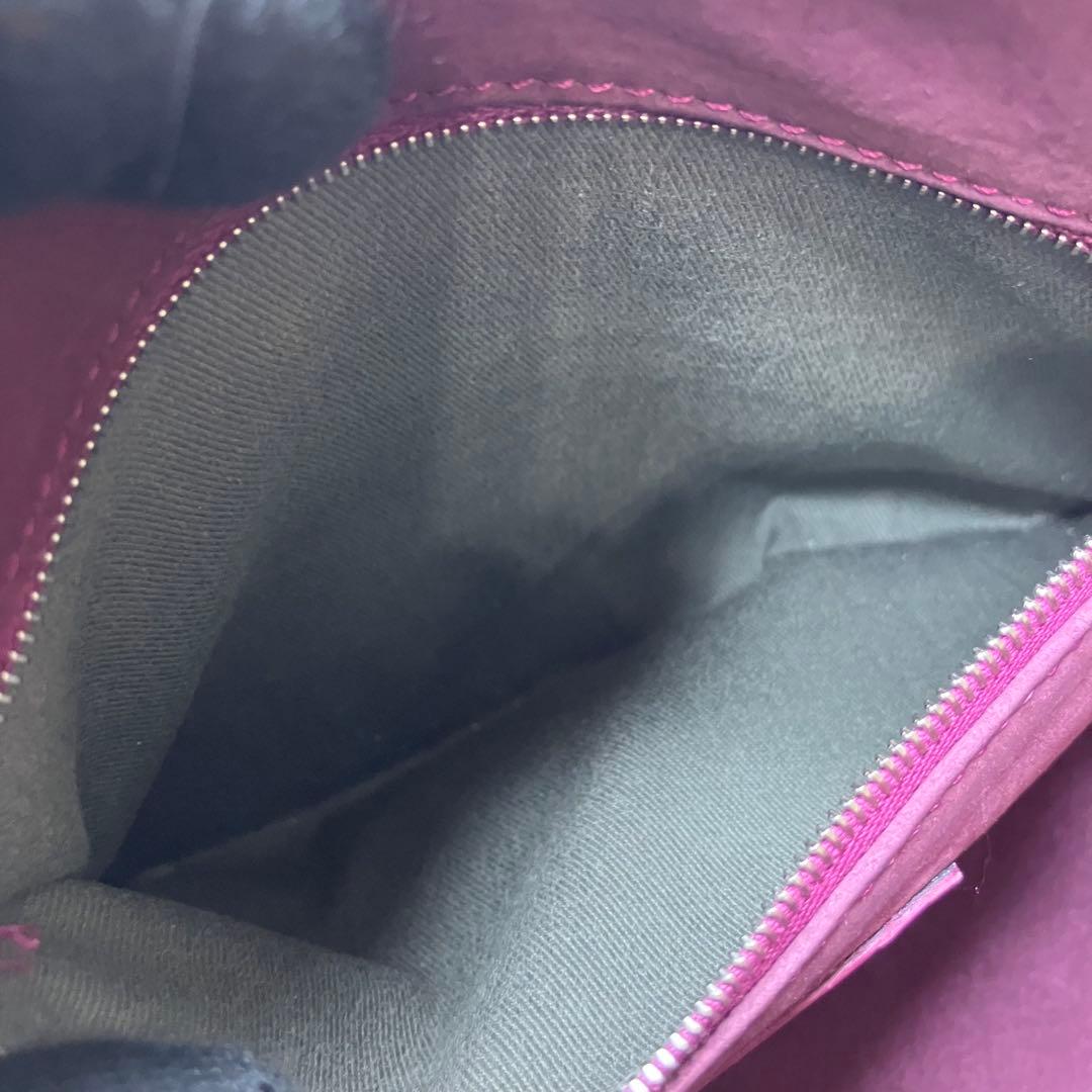 美品✨ヒロフ 現行モデル ヴィータ シボ革 Hロゴ ショルダーバッグ 斜め掛け