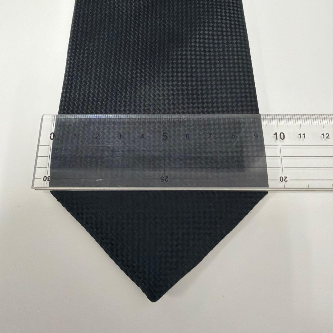 TOM FORD ブラック シルク ネクタイ