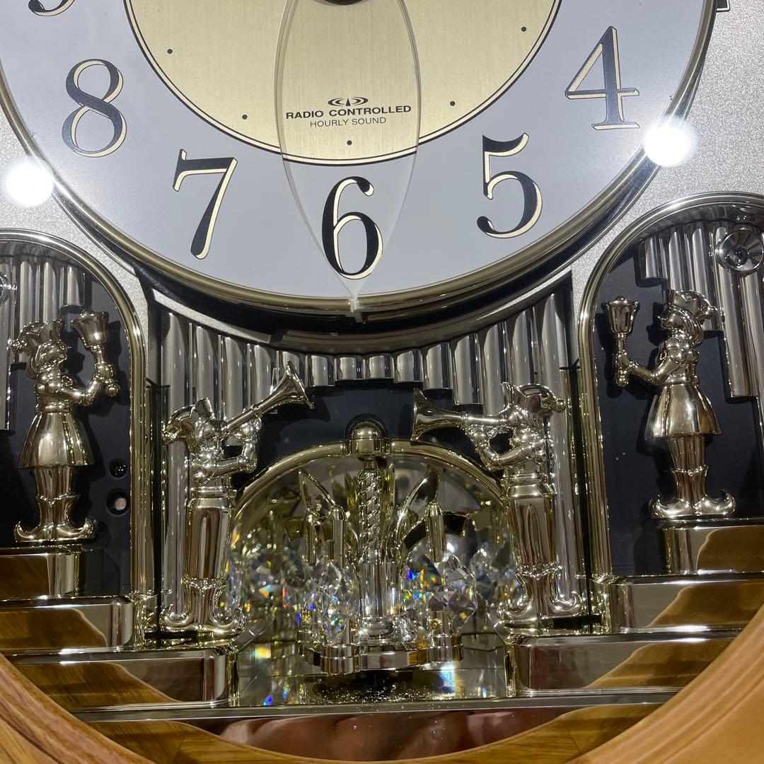 リズム時計　電波からくり時計 4MN422RH