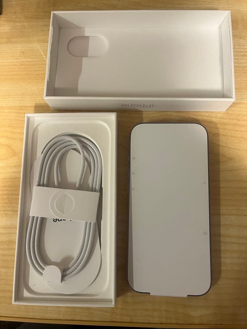 iPhone17 本体256GB ラベンダー　SIMフリー