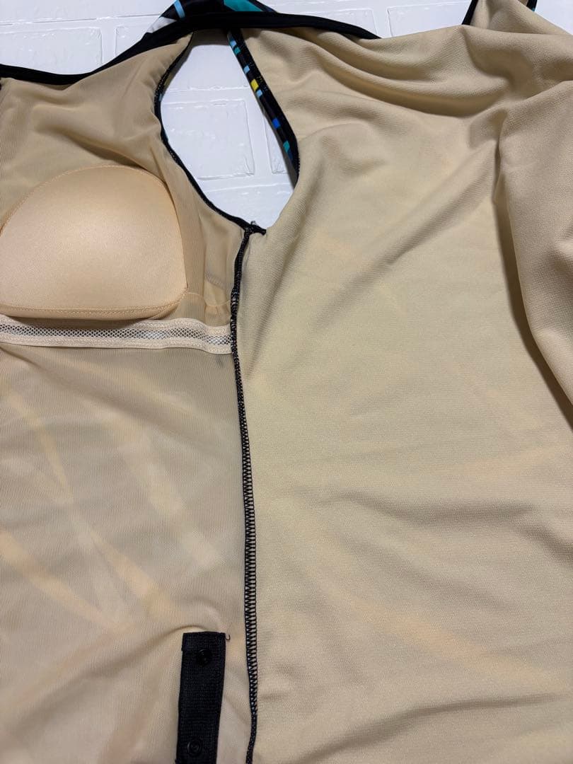 【新品未使用】ミラショーン　レディースフィットネス水着　セパレート　L