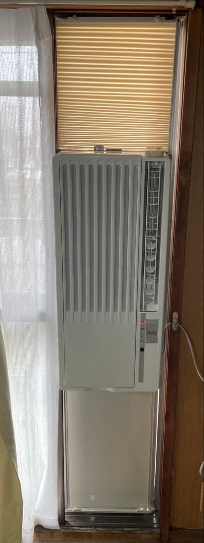 ✨2023年式✨Haierルームエアコン JA-16Yテラス窓用取付枠付き