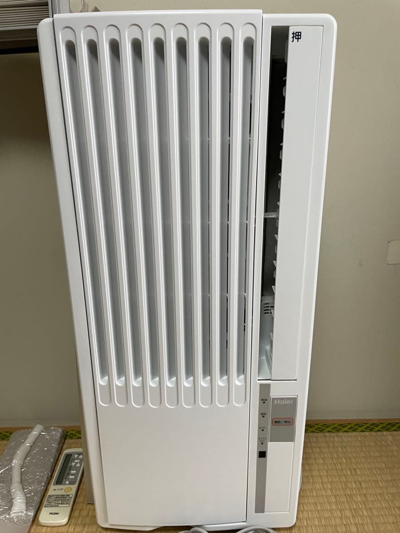 ✨2023年式✨Haierルームエアコン JA-16Yテラス窓用取付枠付き