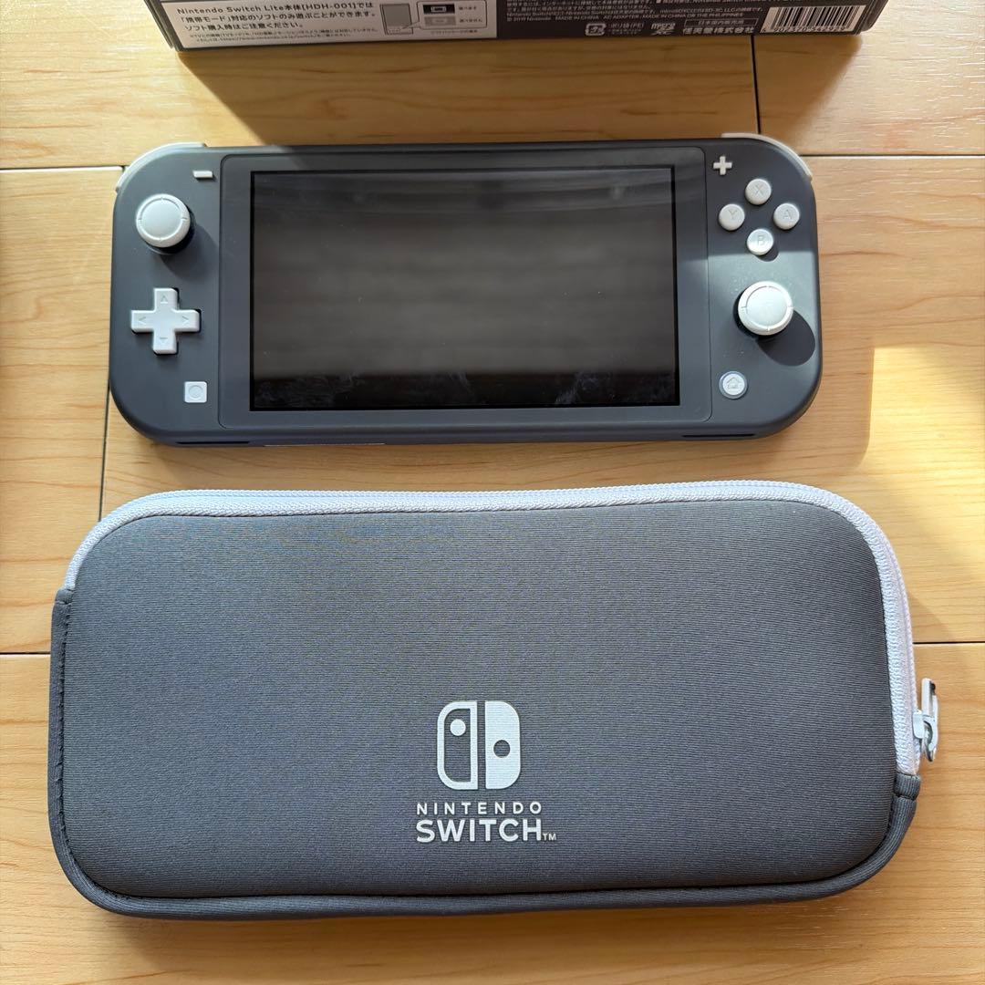 【値下げ】Nintendo Switch Lite グレー(持ち歩きポーチつき)