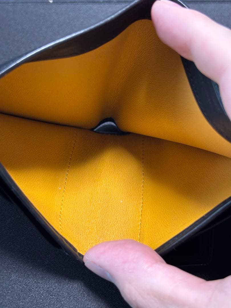 GANZO BABY CALF (ベビーカーフ)小銭入れ付き二つ折り財布