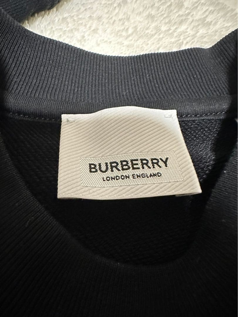 Burberry トレーナ　116cm(6Y)