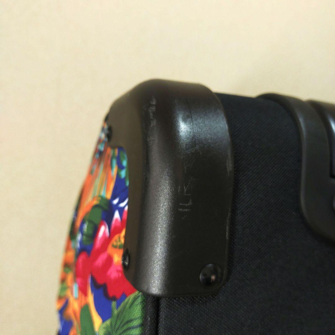 【ハワイ・希少】DAKINE キャリーケース　総柄　花柄　ダカイン