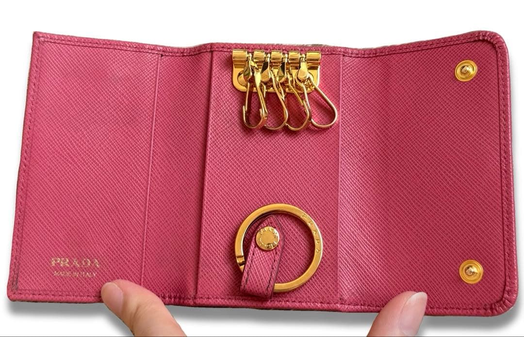 【美品】PRADA　サフィアーノレザーキーケース　4連　ピンク
