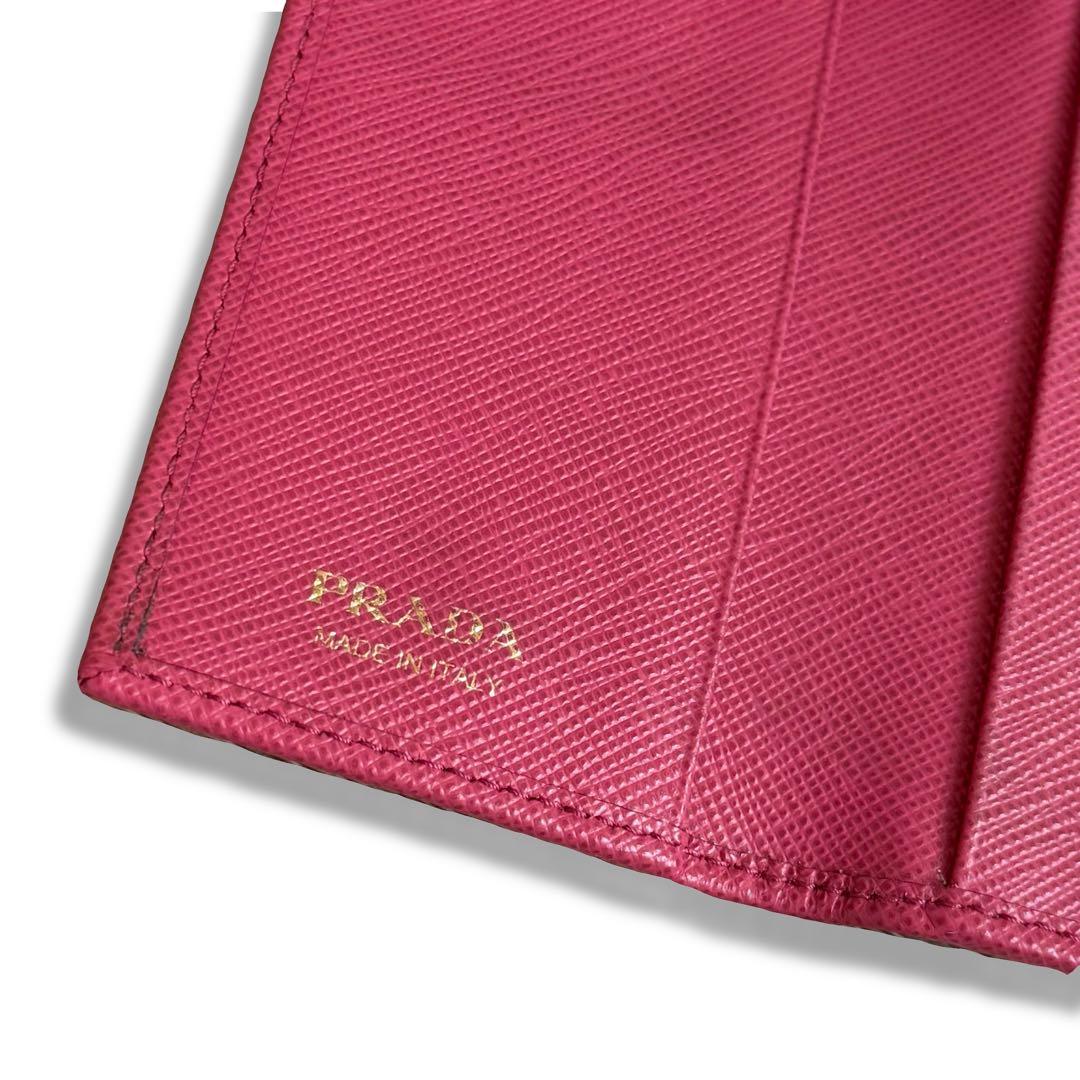【美品】PRADA　サフィアーノレザーキーケース　4連　ピンク