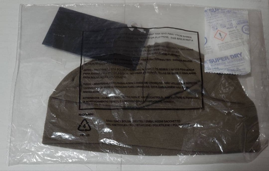 Arc’teryx leaf　ニットビーニー