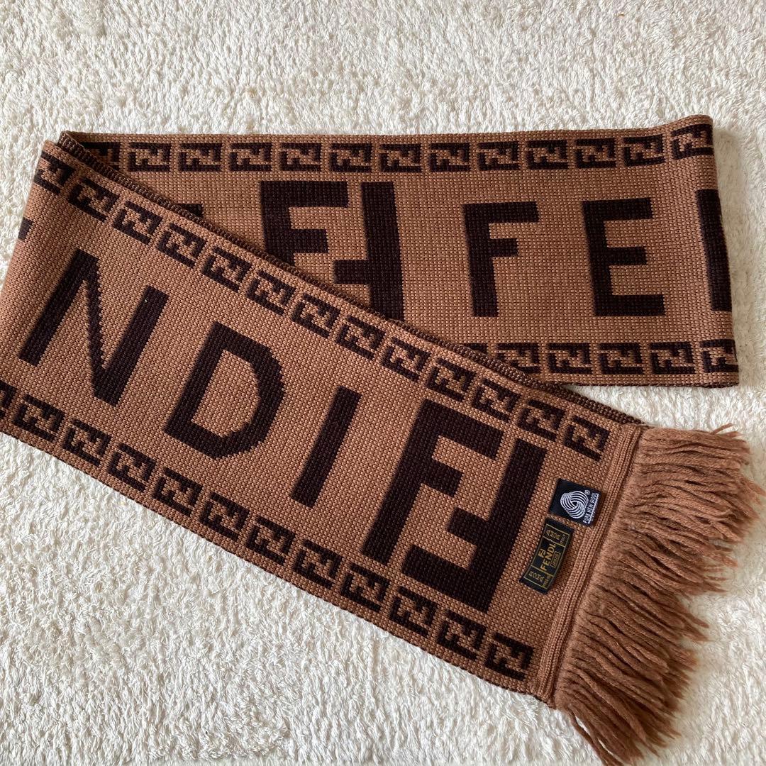 FENDI ウールマフラー