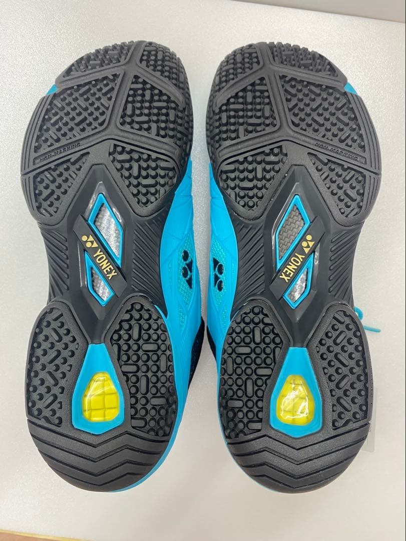 ◎超希少◎新品未使用◎ヨネックス フュージョンレブ3 オムニクレー 27cm①