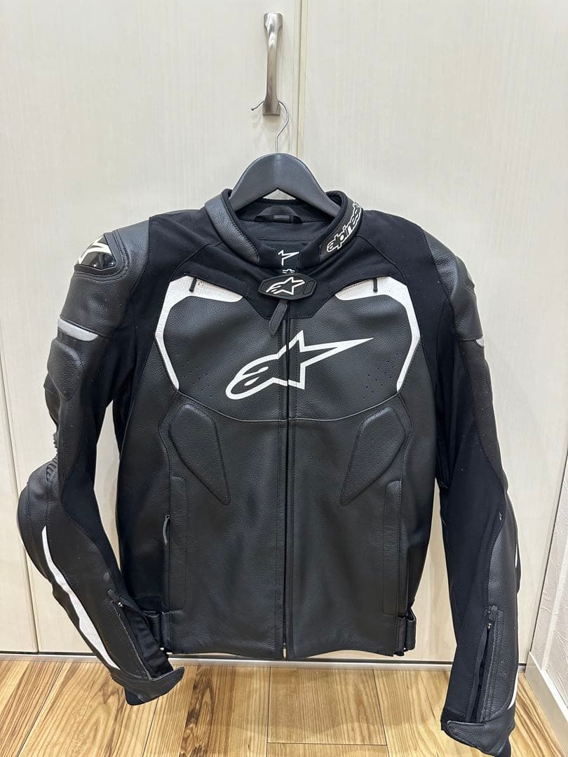 アルパインスターズ　alpinestars GP PRO レザー　ジャケット