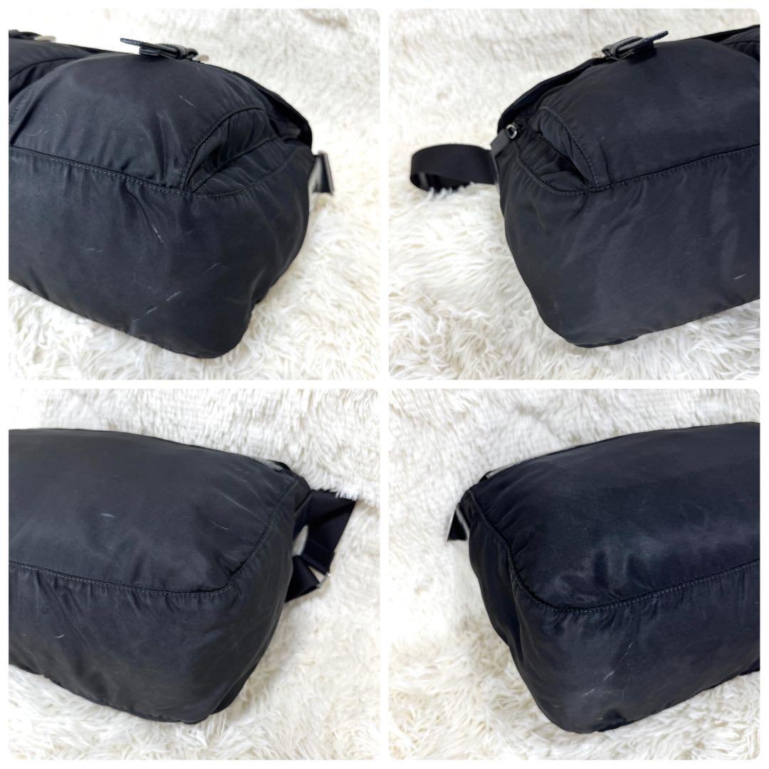 プラダ メッセンジャーバッグ ダブルポケット 黒 三角ロゴ BT1738