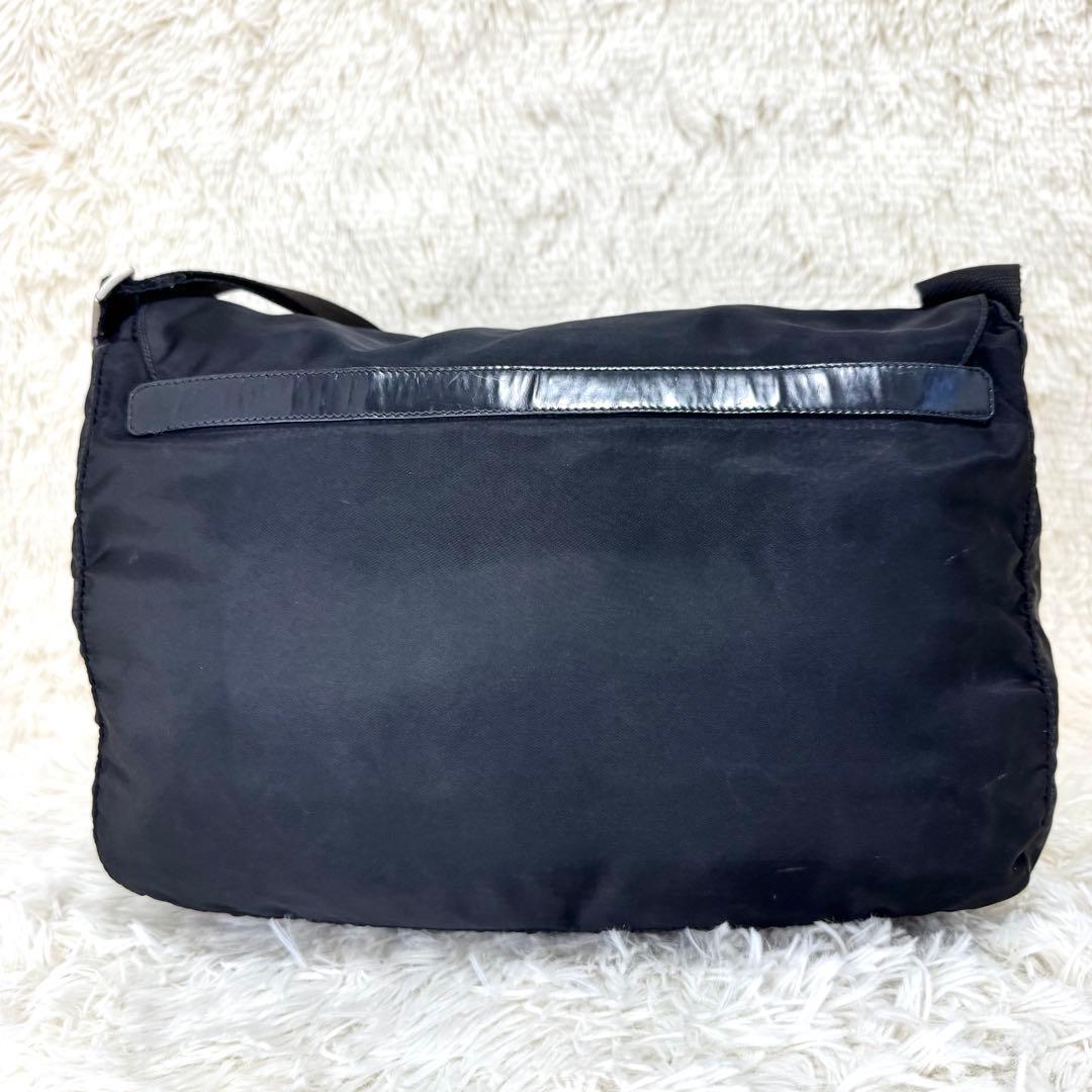 プラダ メッセンジャーバッグ ダブルポケット 黒 三角ロゴ BT1738