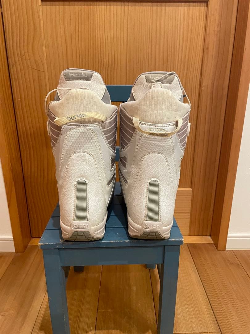 キッズボード！！　　IGNIO 130cm スノーボード2点セット