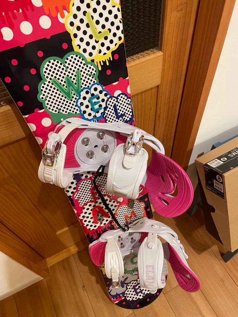 キッズボード！！　　IGNIO 130cm スノーボード2点セット