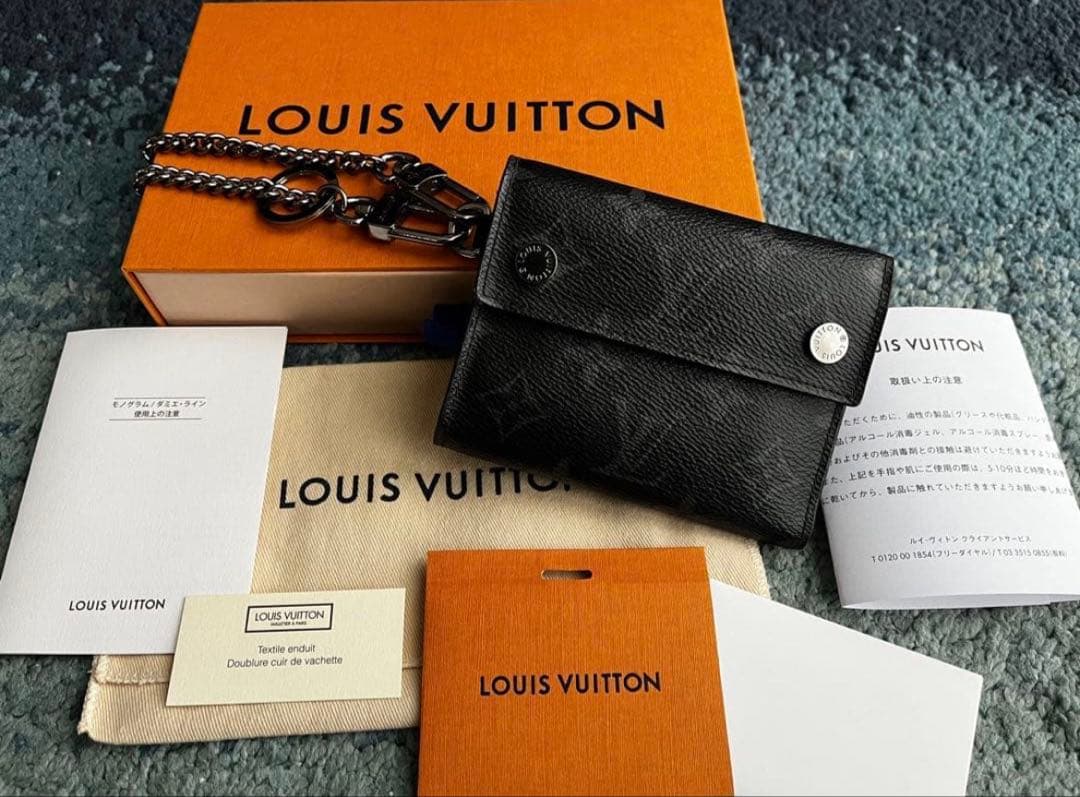 ルイヴィトン チェーン ウォレット LOUIS VUITTON 三つ折り 財布