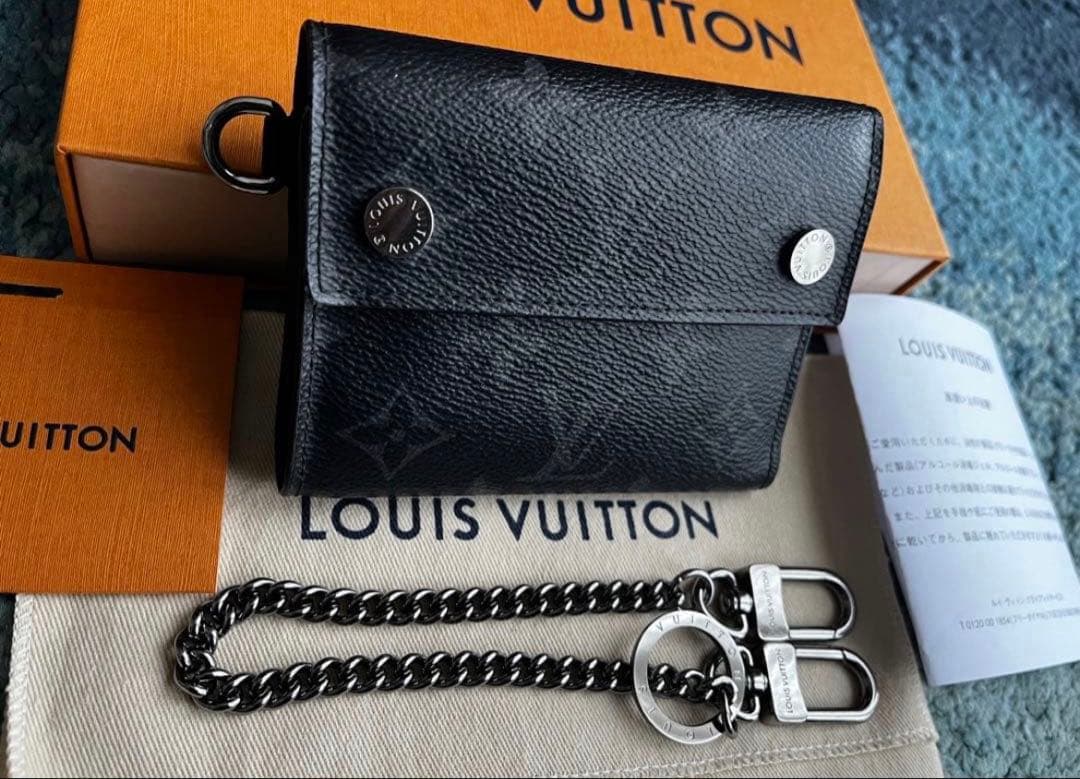 ルイヴィトン チェーン ウォレット LOUIS VUITTON 三つ折り 財布