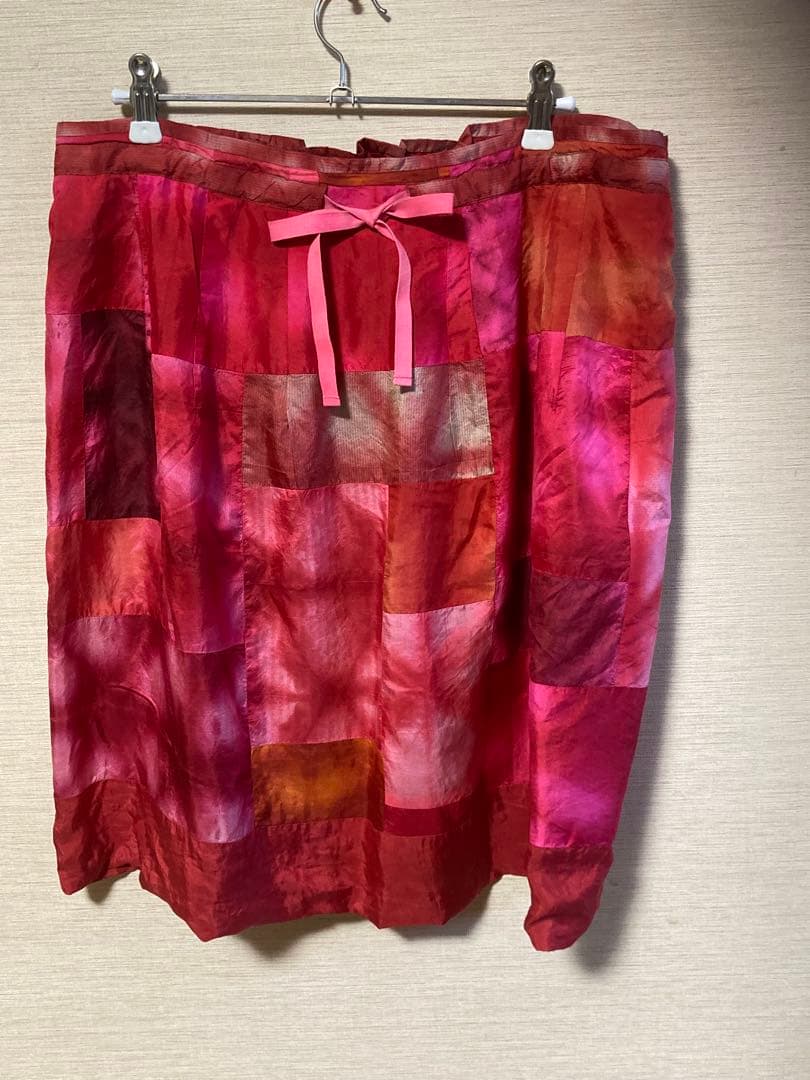 dosa ドーサ パッチワーク　スカート　赤　シルク　膝丈　絹　裏地付き　ピンク