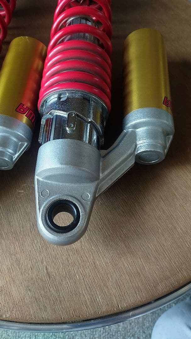 HONDA　CB400SF 純正　サスペンション