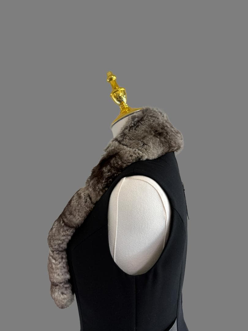 美品★FOXEY/フォクシーブティック マフラー チンチラ ファーティペット